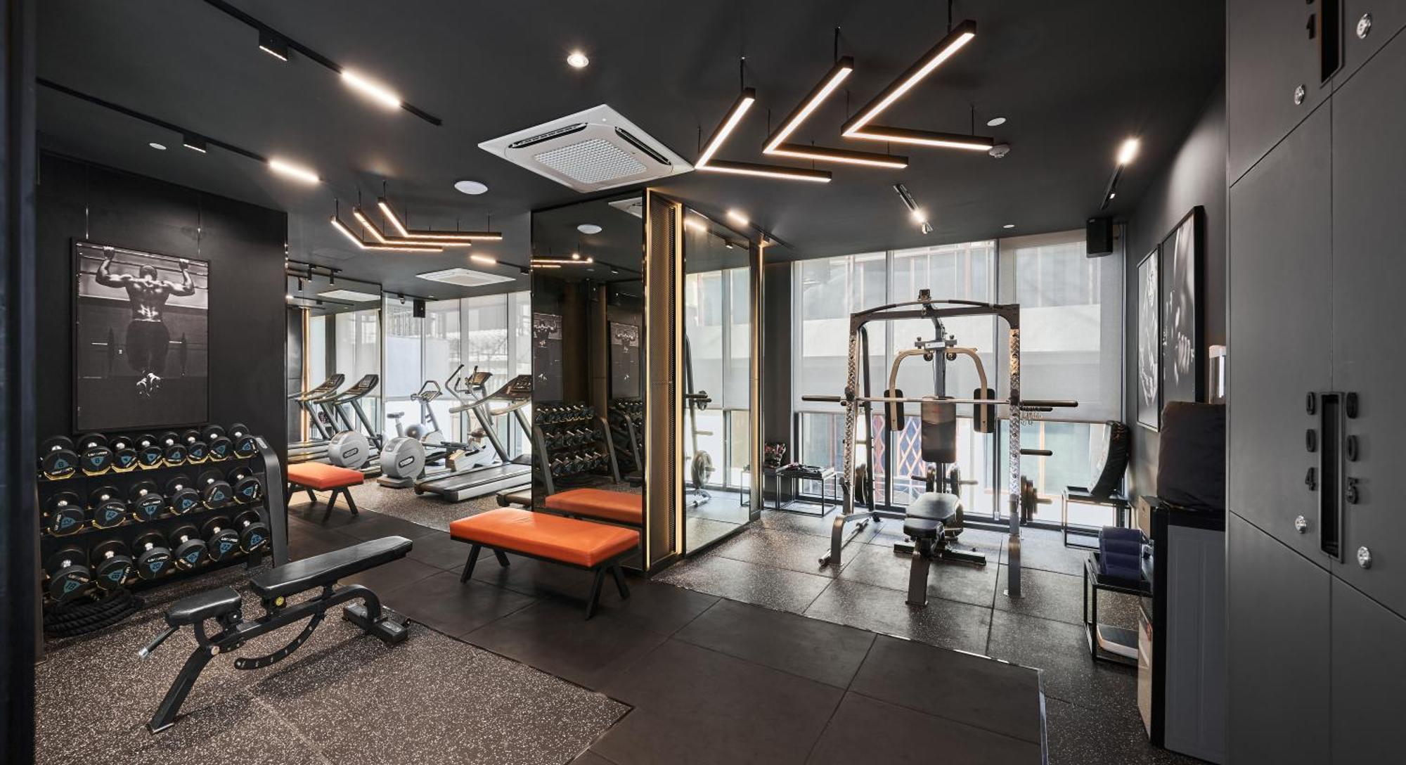Luxcity Hotel & Apartment Phnom Penh Esterno foto